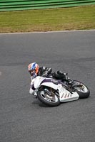 enduro-digital-images;event-digital-images;eventdigitalimages;mallory-park;mallory-park-photographs;mallory-park-trackday;mallory-park-trackday-photographs;no-limits-trackdays;peter-wileman-photography;racing-digital-images;trackday-digital-images;trackday-photos